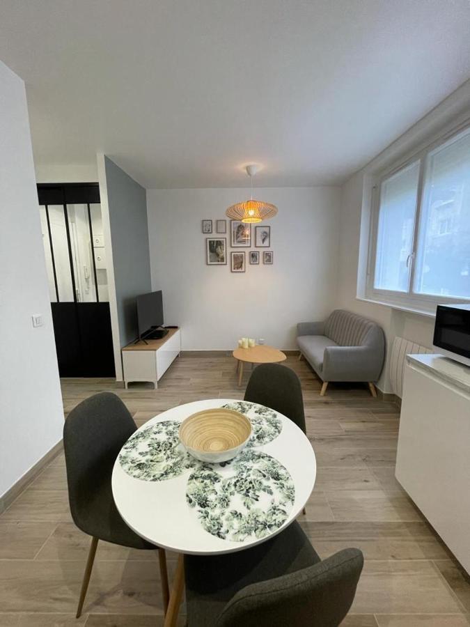 Appartement Cosy Proche Rer Et Centre Ville Le Plessis-Robinson Eksteriør billede